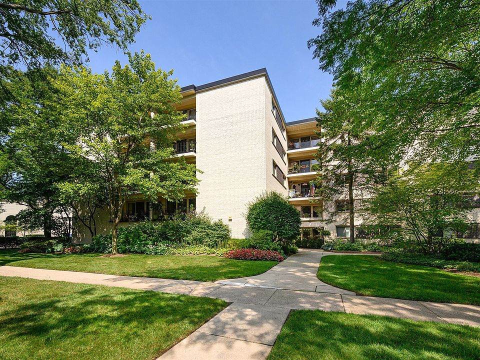 1st image of 415 Franklin Ave APT 4B