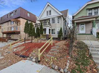 944 N 37th St #B, Milwaukee, WI 53208