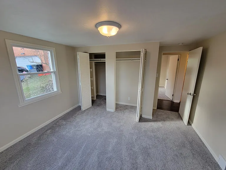 10761 Old Trail Rd — Photo 12