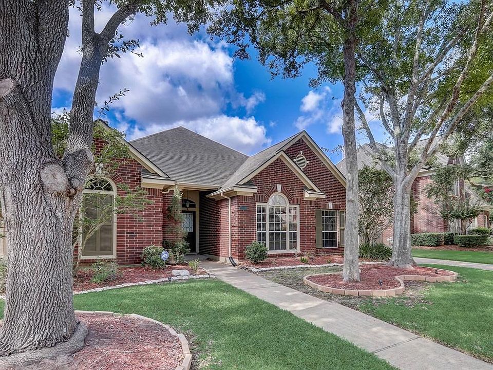 7126 Glenwood Dr, Sugar Land, TX 77479 Zillow