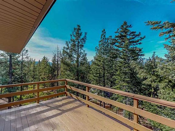 3rd image of 1776 Gentian Cir