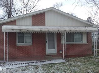 6395 Hazel St, Taylor, MI 48180