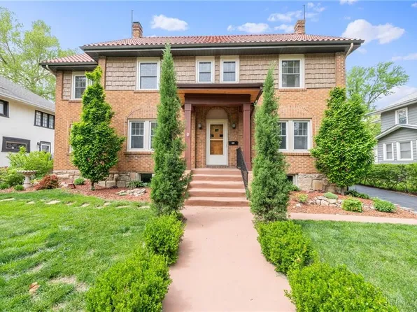 416 N Van Brunt Blvd, Kansas City, MO 64123