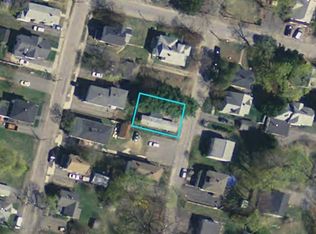 22 N Walnut St, Clinton, MA 01510