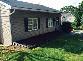 1061 S Main St, Washington, PA 15301
