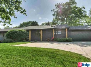 1862 S 90th St, Omaha, NE 68124