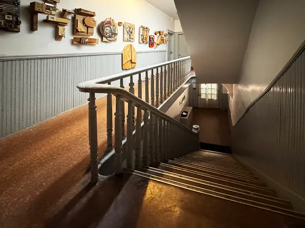 456 Humboldt Street image 5 of 9