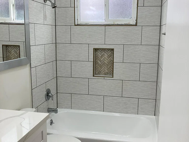 148 S Hayworth Ave #4 — Photo 9