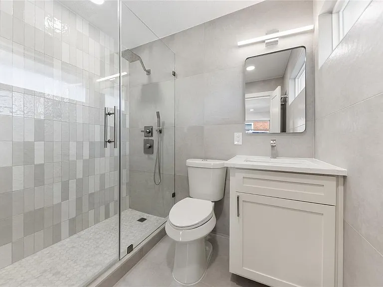 3616 Woodleigh Dr — Photo 16