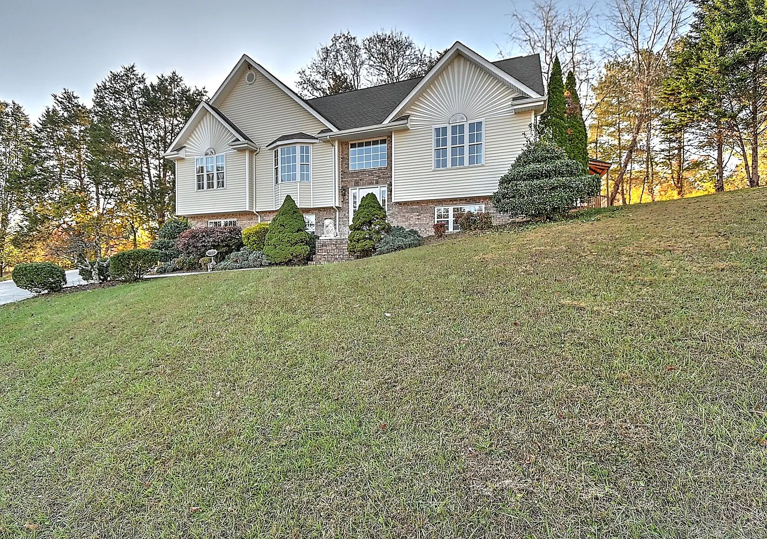 168 Old Mill Ct., Kingsport, TN 37664 — Photo 1
