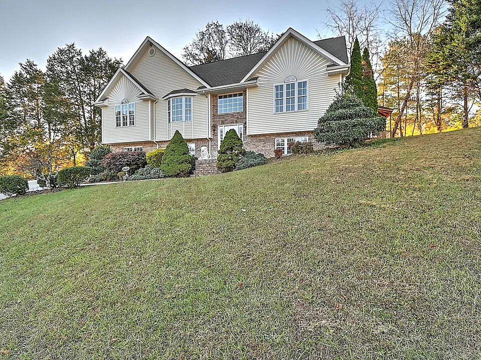 168 Old Mill Ct