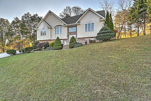 168 Old Mill Ct Photo 1