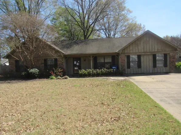 1012 Camelot Cv, West Memphis, AR 72301