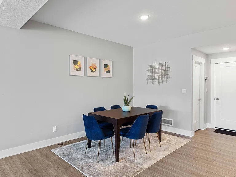 16637 Wilden Dr — Photo 10