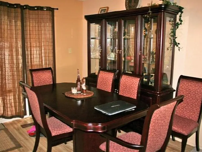 186 Limpert Ave #2 — Photo 7