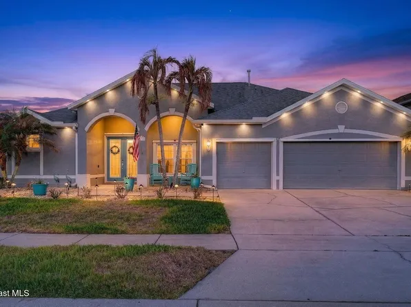 402 Stonehenge Cir, Rockledge, FL 32955