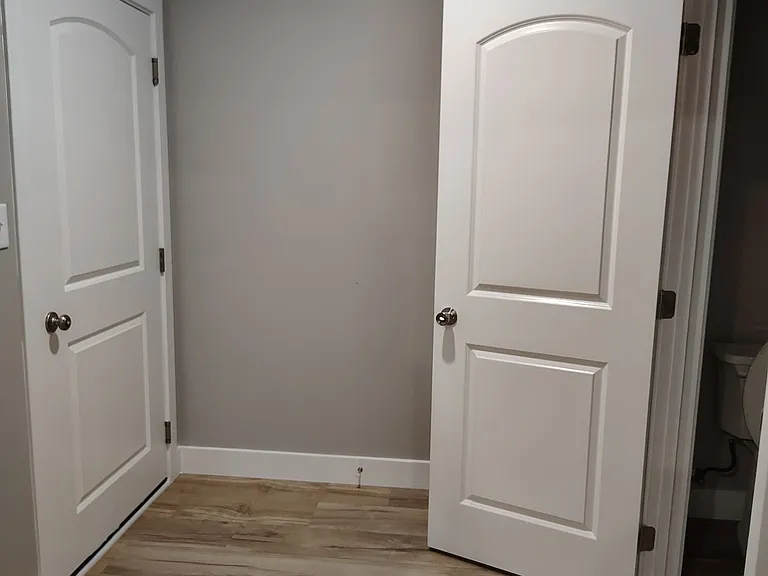 821 SE Hackberry Dr — Photo 2