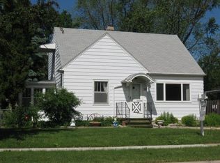 1617 S Lawe St, Appleton, WI 54915