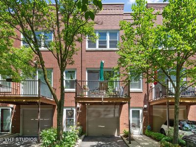1781 W Terra Cotta Pl #G, Chicago, IL, 60614