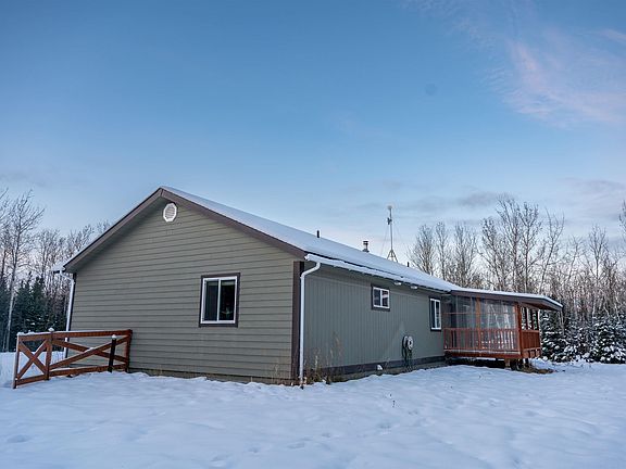 4th image of 1800 Creekside Dr