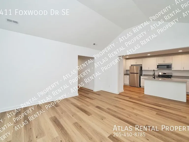 4411 Foxwood Dr — Photo 12