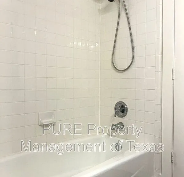 2302 Barnett Dr — Photo 34