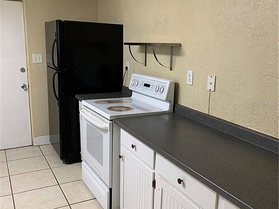 3rd image of 2647 S Myrtle Ave #B