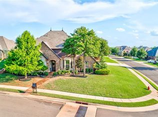 2624 Cattle Dr, Edmond, OK 73034