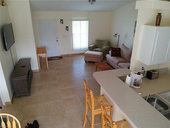 2nd image of 1919 Unice Ave N