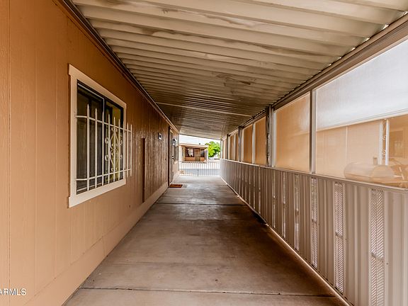 5th image of 9302 E BROADWAY Road #122