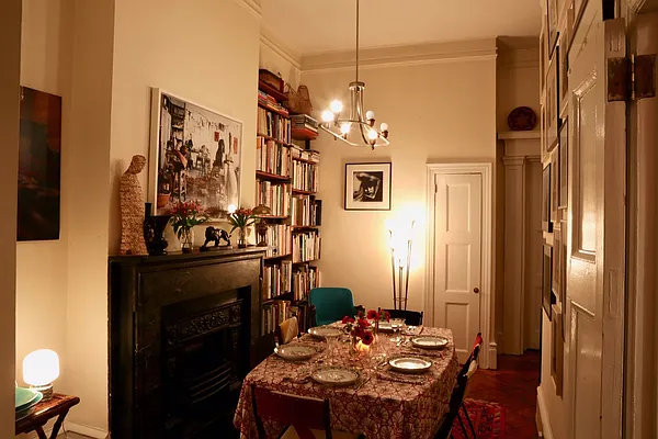 Rented by M.Woods & Associates | media 6