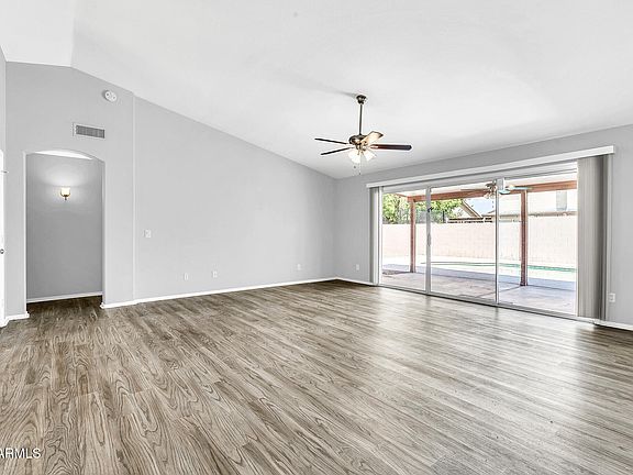 5th image of 4138 E SAN REMO Avenue