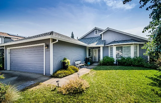 5602 Miners Cir photo 1
