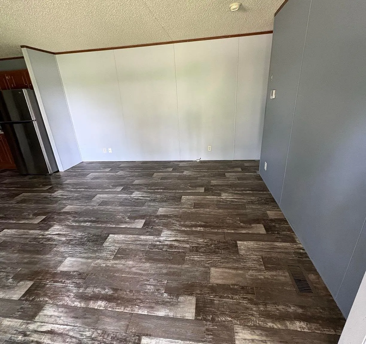 3 bed, 2.0 bath, $800 — Photo 3