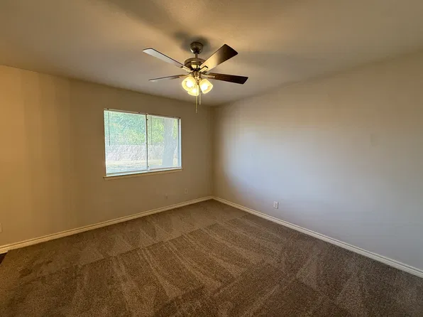 5422 Kentcroft Dr, Garland, TX 75043