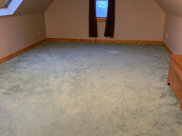 2215 Mount Pleasant St, Saint Johnsbury, VT 05819