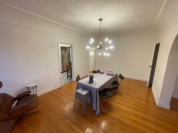 3rd image of 130 N Croft Ave #3