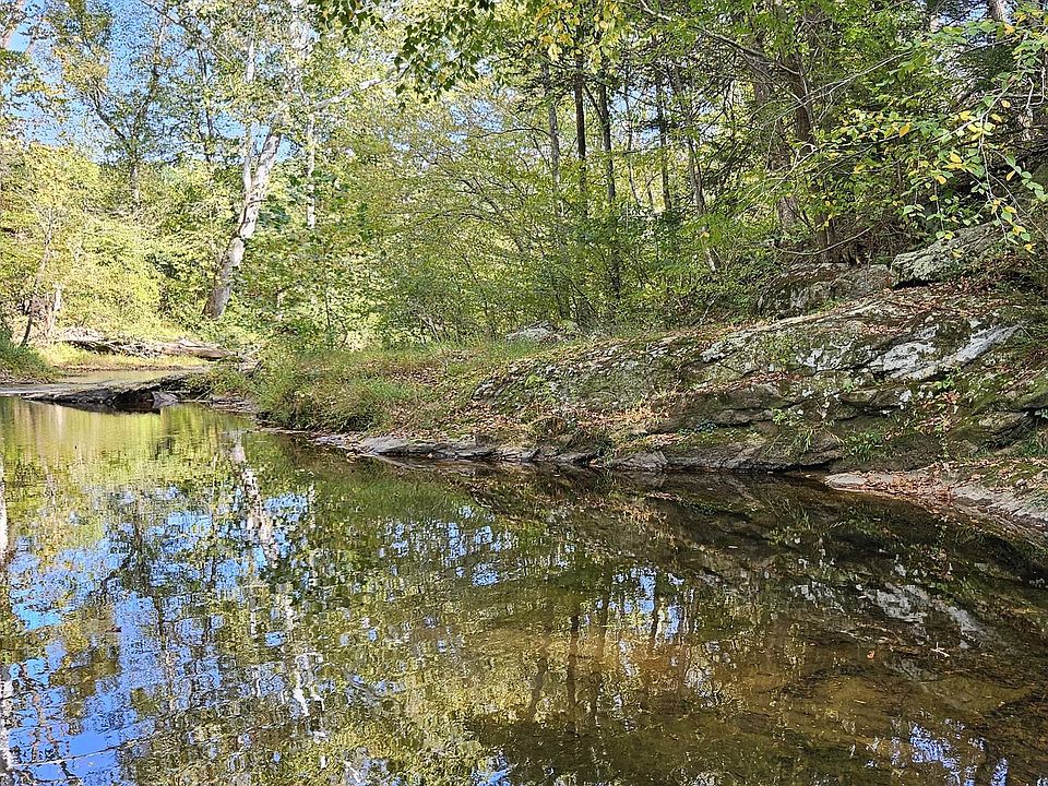 1539 N Poes Rd, Flint Hill, VA 22627 Zillow