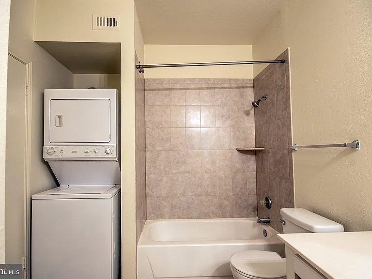 12153 Penderview Ln #2004 — Photo 27