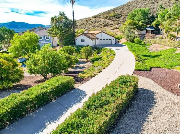 23807 Vista Ramona Rd, Ramona, CA 92065