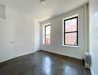 Rented by Nolita Group