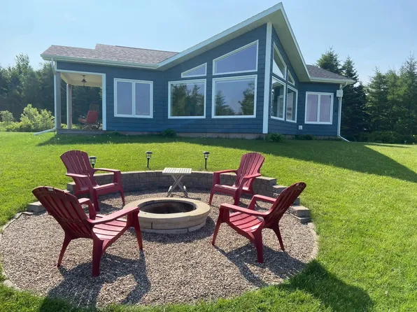 58 Sailors Ln, Saint David's Parish, PE C0B 1M0