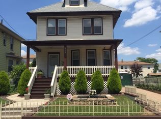 913 Grove St, Elizabeth, NJ 07202