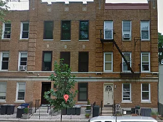 Rented by ZealEstate Group Inc