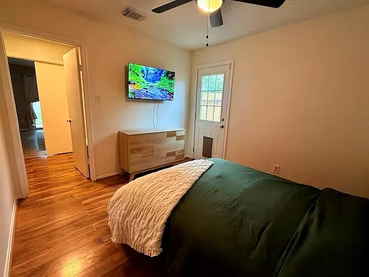 9430 Charter Ridge Dr — Photo 12