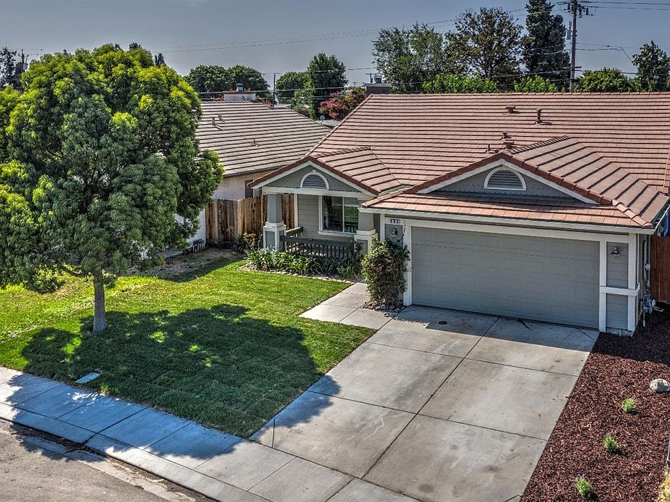 1st image of 998 Norman Dr