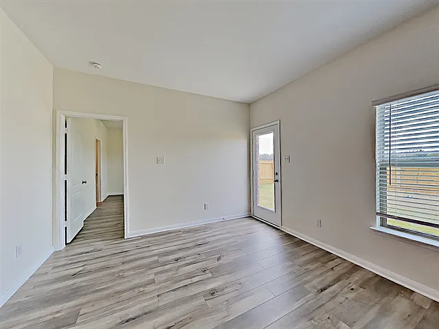3149 Bowen St — Photo 8