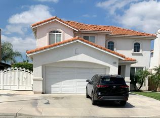 318 Summer Ln, Santa Ana, CA 92703