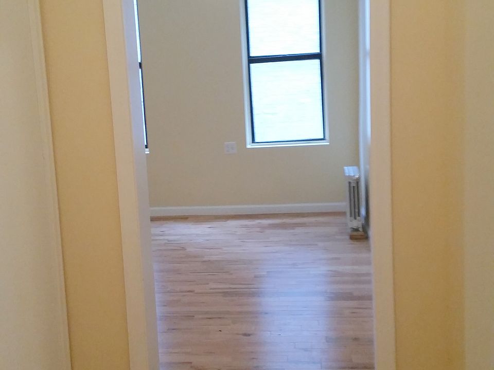 1st image of 520 W 163rd St APT A5