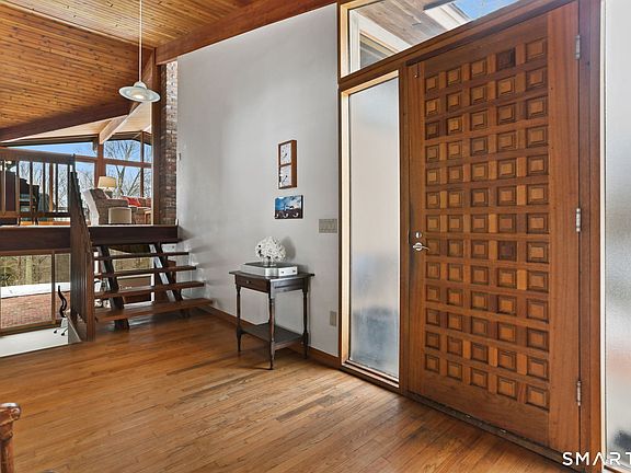 5th image of 51 Deer Run Road